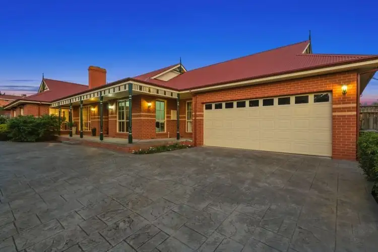 100 Yellowgum Boulevard, Sunbury VIC 3429