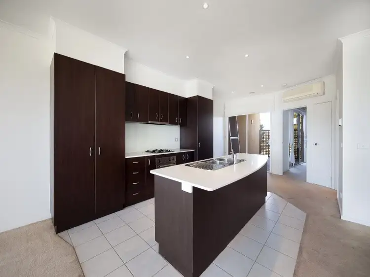 Sixth view of Homely townhouse listing, 3/4-5 Nepean Highway, Seaford VIC 3198