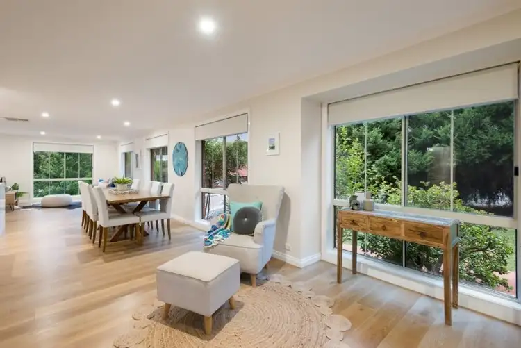Sixth view of Homely house listing, 8 Ovata Close, Yallambie VIC 3085
