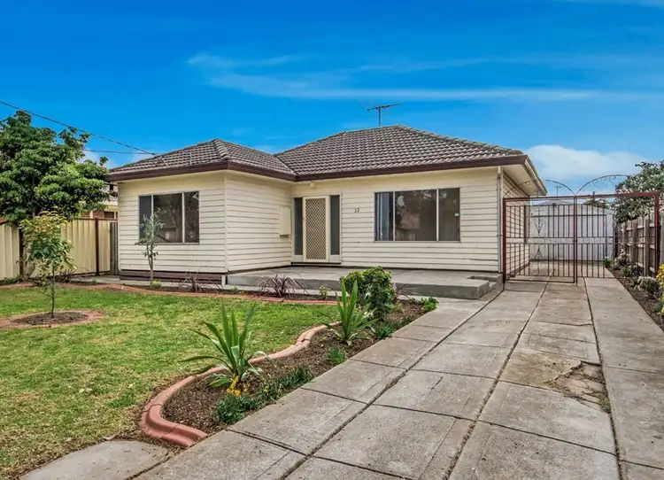 22 Winifred Street, St Albans VIC 3021