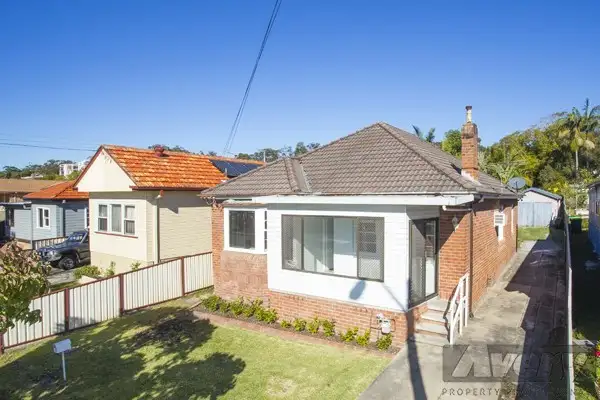 156 The Boulevarde, Toronto NSW 2283