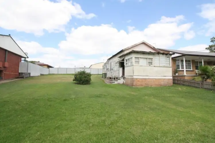 26 Fourth Street, Weston NSW 2326