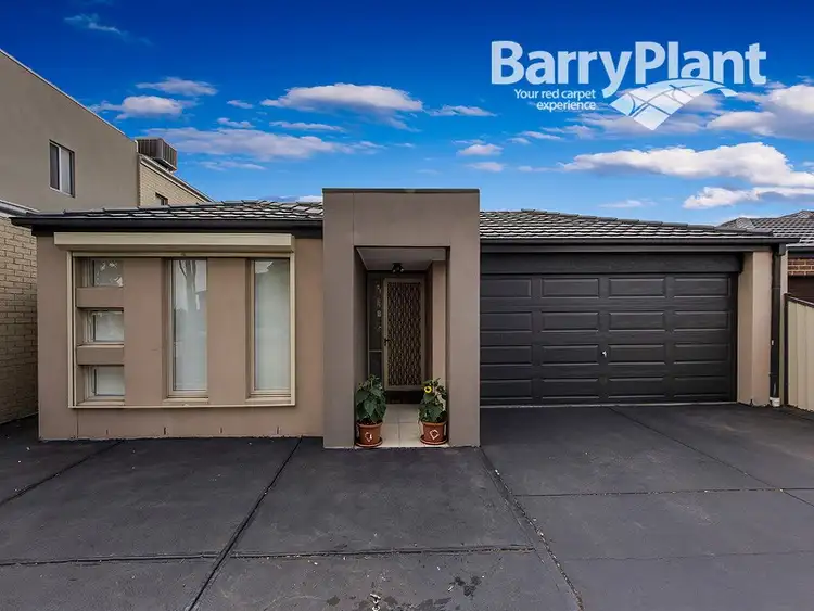 16 Moondani Avenue, St Albans VIC 3021