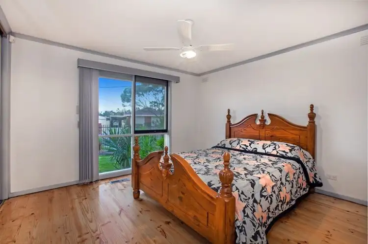Fifth view of Homely house listing, 3 Lincoln Drive, Thomastown VIC 3074