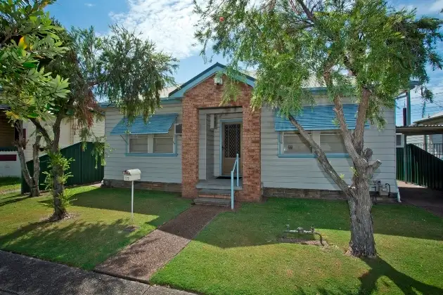35 Chatham Road, Hamilton North NSW 2292