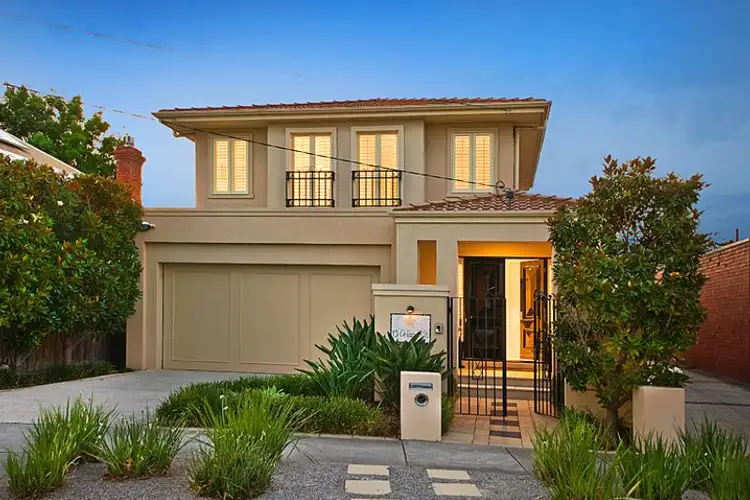 13 Orlando Street, Hampton VIC 3188