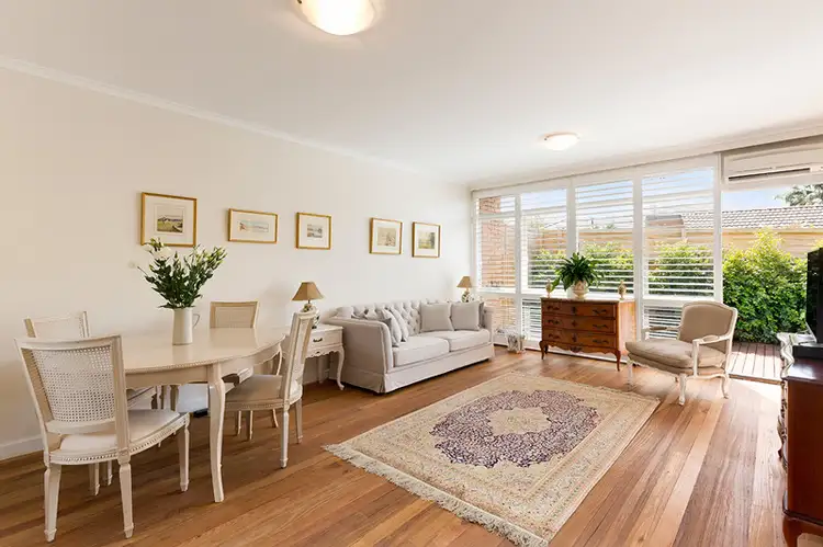 2/61 Black Street, Brighton VIC 3186
