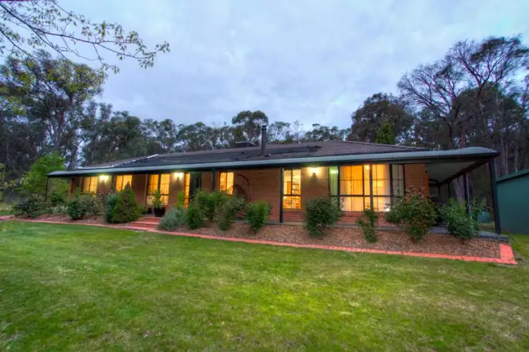 80 Bull Inn Court, Haddon VIC 3351