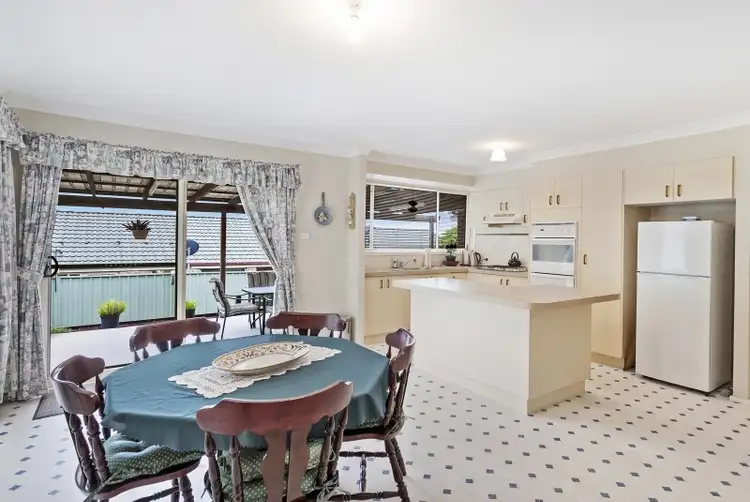 Fourth view of Homely house listing, 4 Hawthorne Close, Toronto NSW 2283