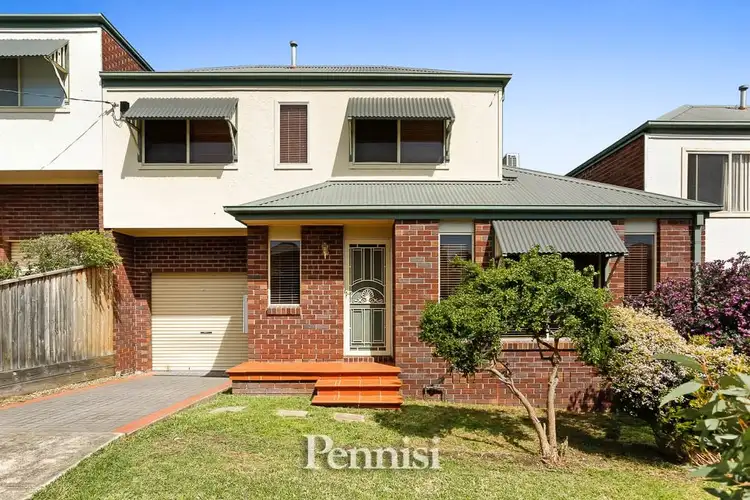 15 Forbes Grove, Oak Park VIC 3046