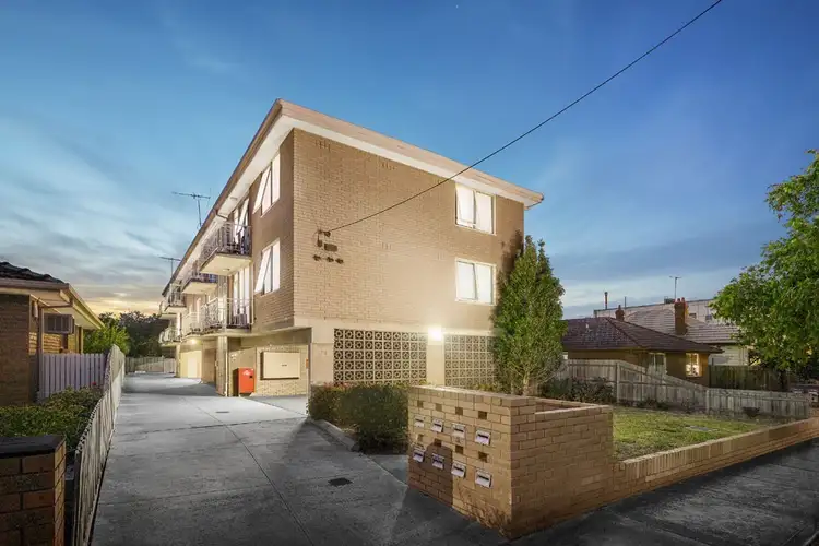 Main view of Homely apartment listing, 6/11 Osborne Grove, Preston VIC 3072