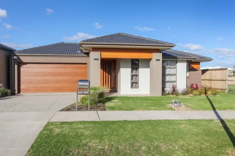 6 Bloom Avenue, Greenvale VIC 3059