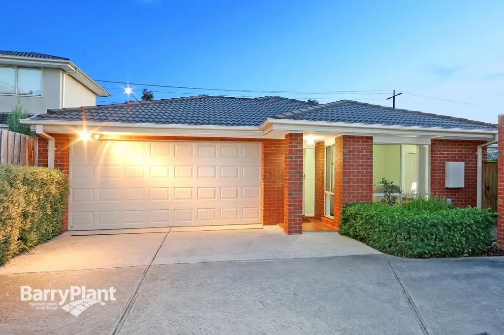 Main view of Homely unit listing, 2/4 Lambourne Avenue, Rowville VIC 3178