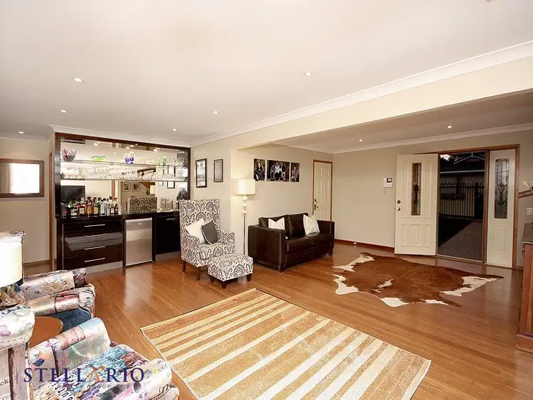 45 St Clair Crescent, Wishart QLD 4122