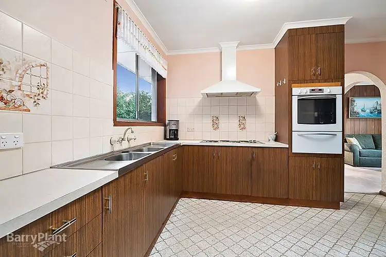 Second view of Homely house listing, 20 Sampson Drive, Mount Waverley VIC 3149