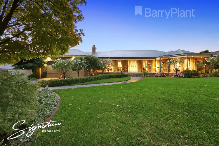 4 Greenview Close, Lysterfield South VIC 3156