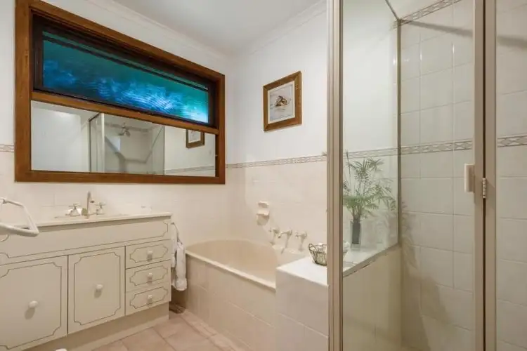 Fifth view of Homely house listing, 27 Mowbray Drive, Wantirna South VIC 3152