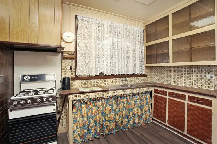 Seventh view of Homely house listing, 4 Bradford Court, Braybrook VIC 3019