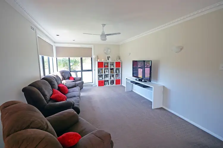 Sixth view of Homely house listing, 7 Carcoola Crescent, Portland VIC 3305