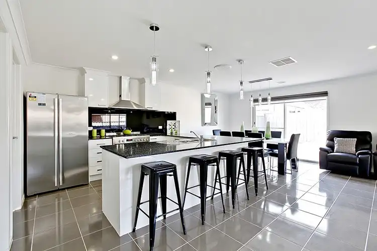 Sixth view of Homely house listing, 19 Doyle Court, Truganina VIC 3029