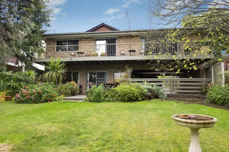 11 Thomas Street, Box Hill South VIC 3128