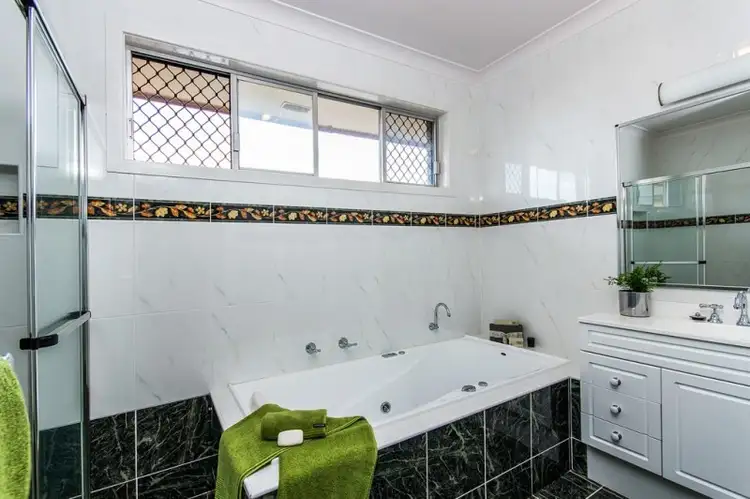 Sixth view of Homely house listing, 11 Eagle Close, Woodberry NSW 2322