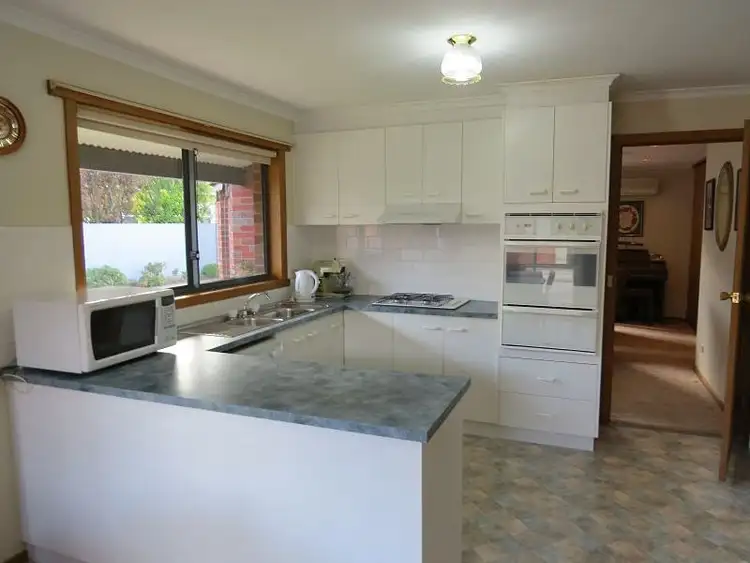 Fourth view of Homely house listing, 2/9 Park Street, Wendouree VIC 3355