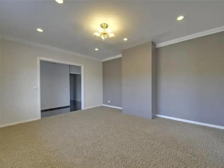 Seventh view of Homely house listing, 15 Hazelwood Ridge, Hazelwood North VIC 3840