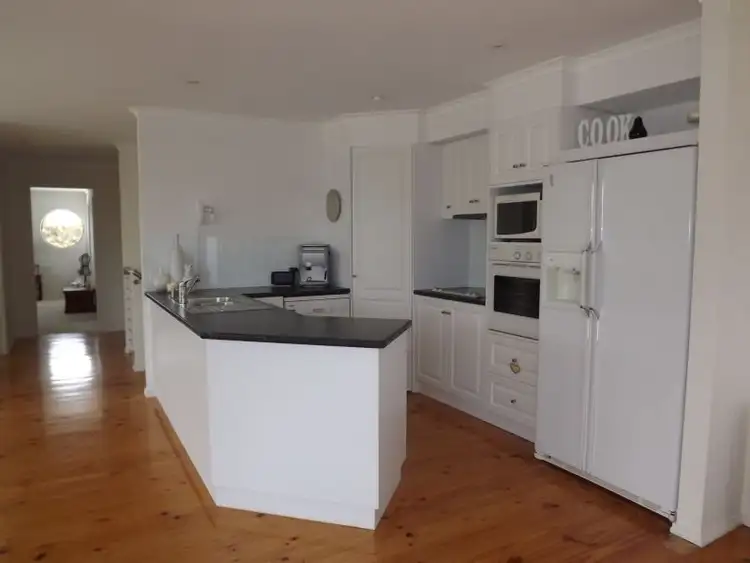 Sixth view of Homely house listing, 2 OZONE COURT, Cape Paterson VIC 3995