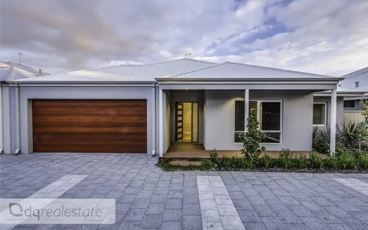 12 Westbury Lane, Madeley WA 6065