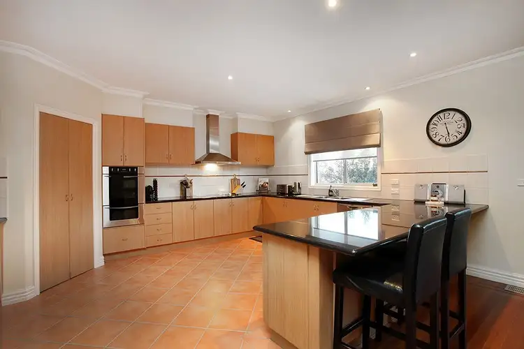 Fifth view of Homely house listing, 17 Piccadilly Court, Greenvale VIC 3059