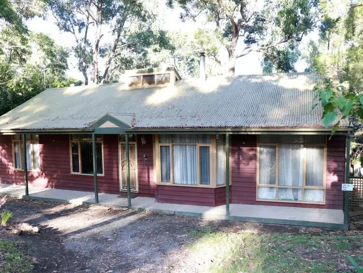 13 The Crescent, Mount Evelyn VIC 3796
