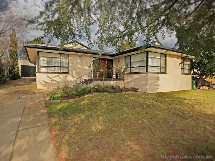 4 Coogan Street, Mount Austin NSW 2650