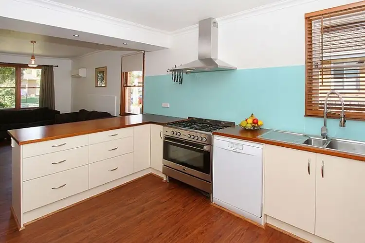 82 Winter Crescent, Reservoir VIC 3073