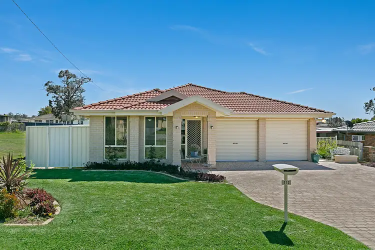112 Aberglasslyn Road, Rutherford NSW 2320