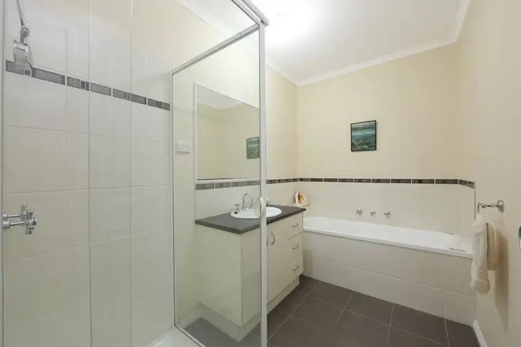 Sixth view of Homely unit listing, 2/4 Lambourne Avenue, Rowville VIC 3178
