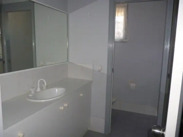 Fifth view of Homely unit listing, 1/25 Eskdale Drive, Raymond Terrace NSW 2324