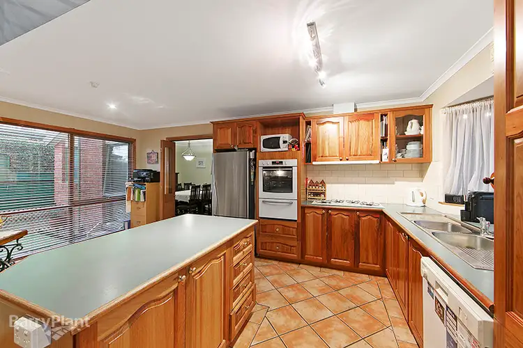 Fourth view of Homely house listing, 2 Nangwarry Court, Berwick VIC 3806