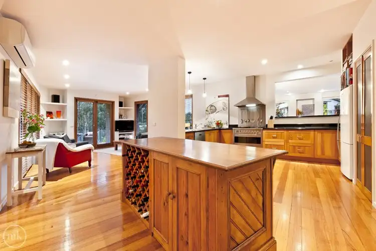 Sixth view of Homely house listing, 8 Jalna Crt, Eltham VIC 3095