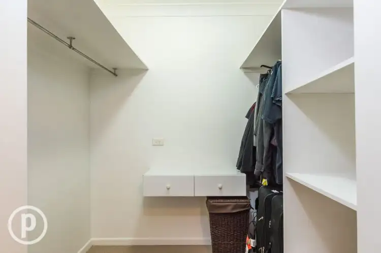 Sixth view of Homely unit listing, 2/18 Raby Road, Coorparoo QLD 4151