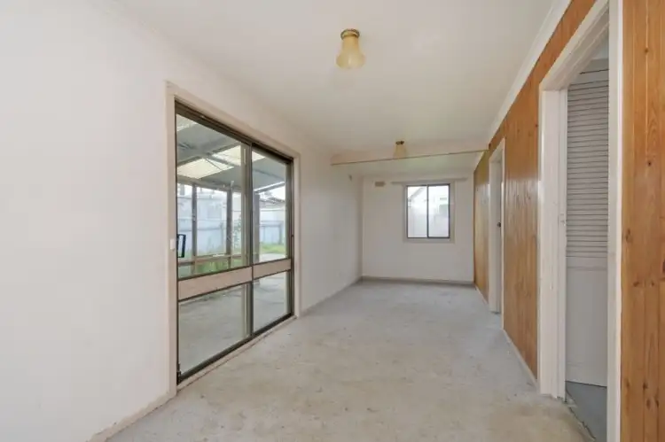 Fourth view of Homely house listing, 10 Riley Street, Traralgon VIC 3844