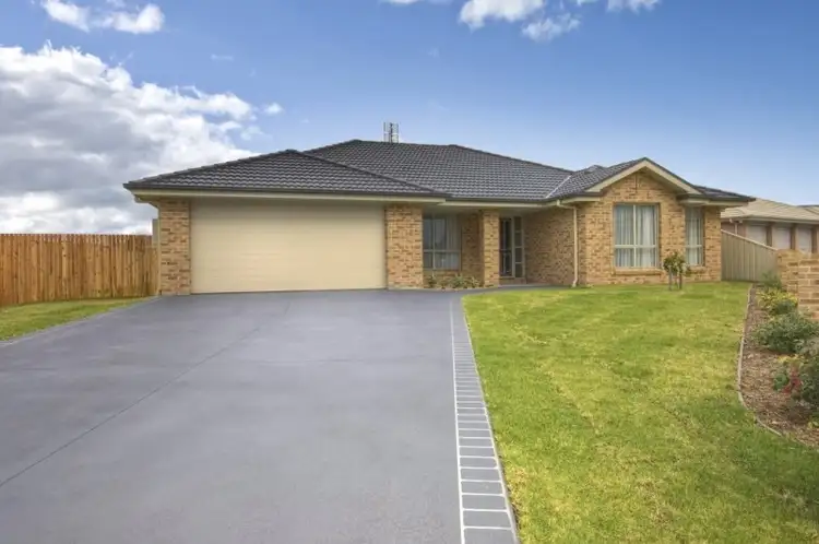 10 Coral Gum Court, Worrigee NSW 2540