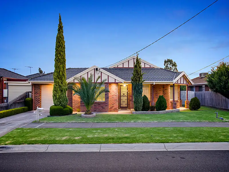Main view of Homely house listing, 16 Hogan Grove, Werribee VIC 3030