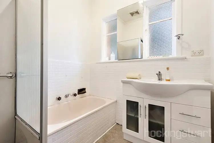 Fifth view of Homely house listing, 16 Manuka Street, Bentleigh East VIC 3165