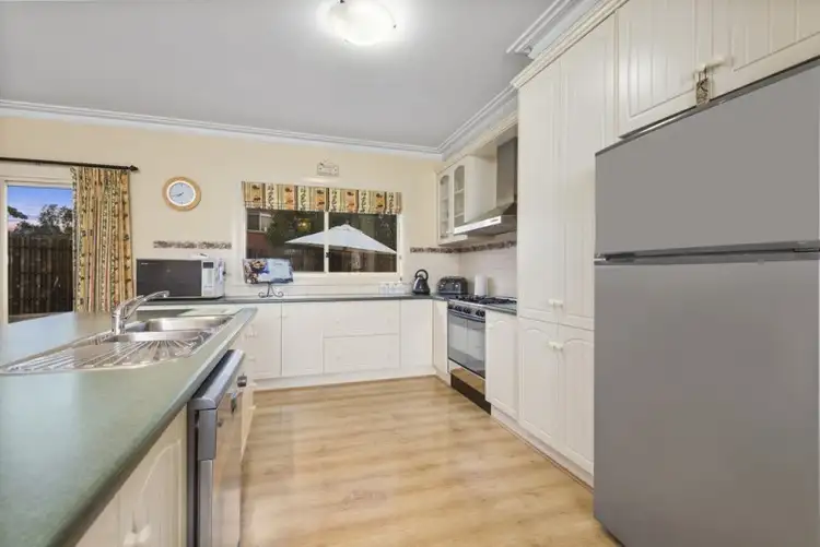 Sixth view of Homely house listing, 13 Pamela Court, Werribee VIC 3030