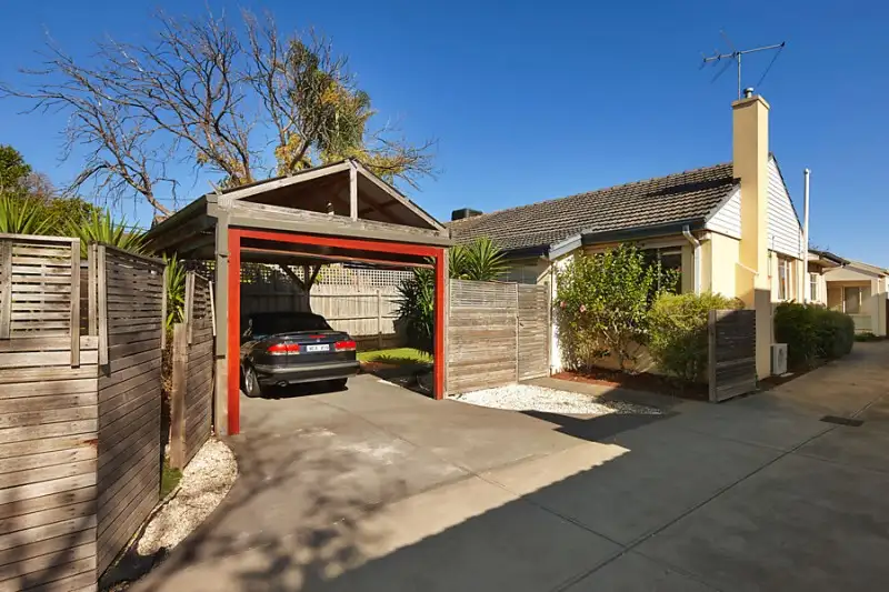Main view of Homely townhouse listing, 1/6 Bartlett Street, Hampton East VIC 3188