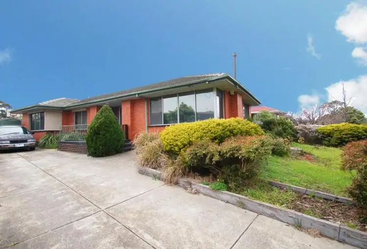 30 Corinella Crescent, Dallas VIC 3047