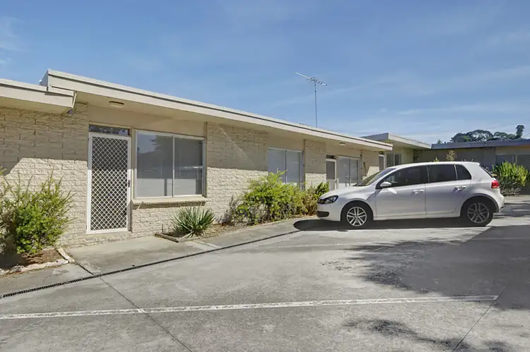 4/1 Kinnordy Court, Hamlyn Heights VIC 3215