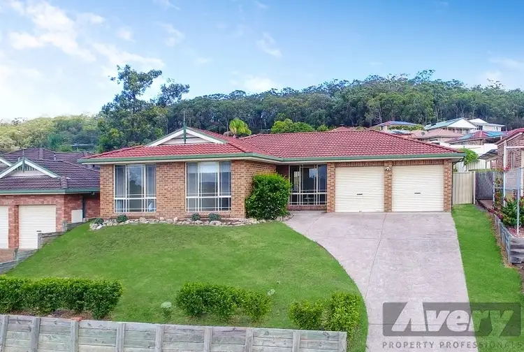 6 Burrawang Boulevarde, Toronto NSW 2283