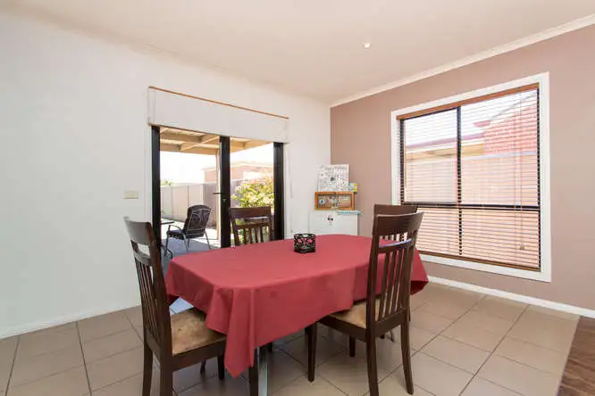 Sixth view of Homely townhouse listing, 26/8 Taylor Drive, Mildura VIC 3500